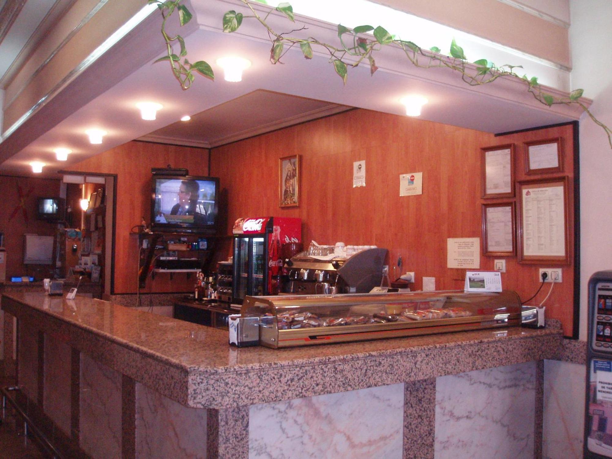Apartahotel Los Hermanos Ocaña エクステリア 写真