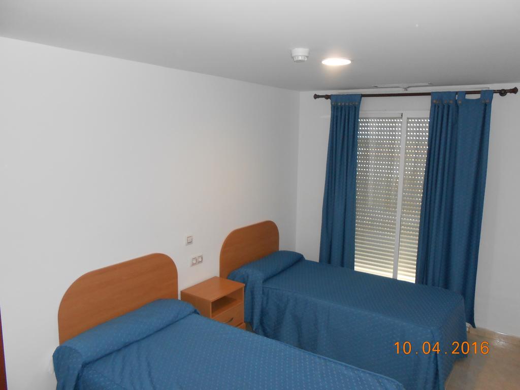 Apartahotel Los Hermanos Ocaña エクステリア 写真