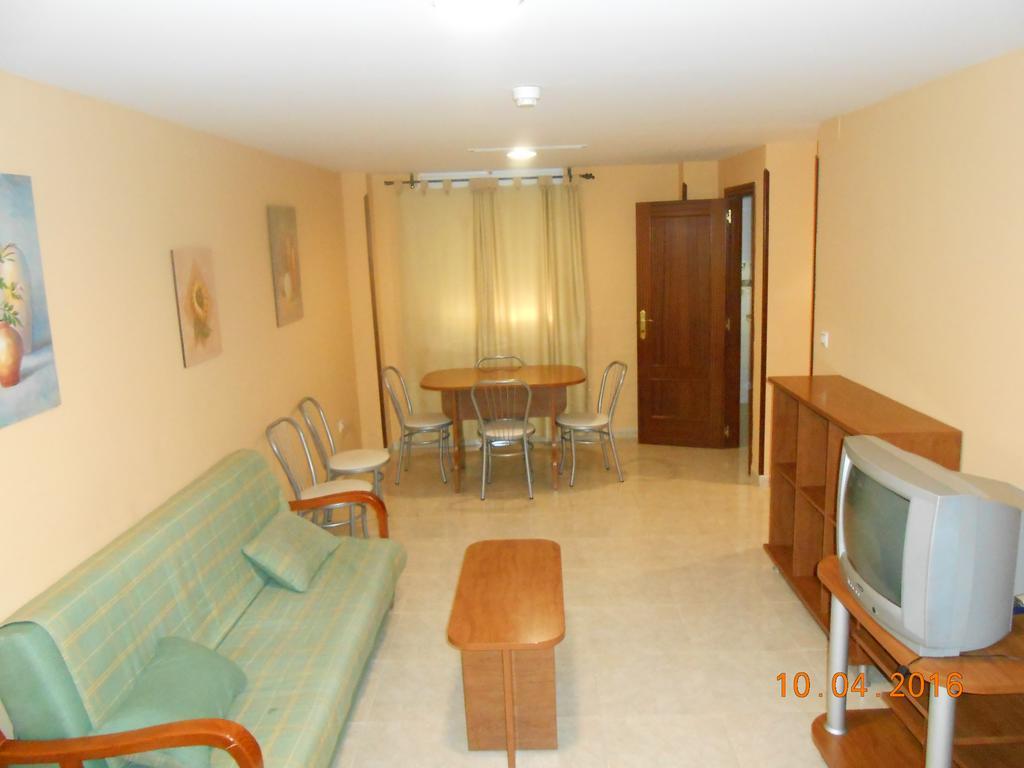 Apartahotel Los Hermanos Ocaña エクステリア 写真