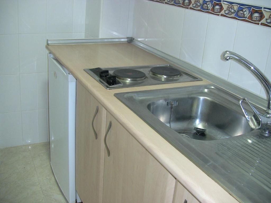Apartahotel Los Hermanos Ocaña 部屋 写真